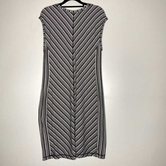 T by Talbots Chevron Stretch V-Neck Side Pocket Dress Women's Size Medium - Picture 7 of 8
